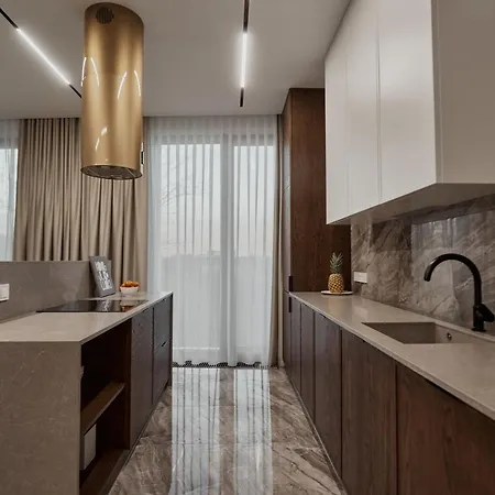 Kostjukowski Avalon Apartamento Lviv