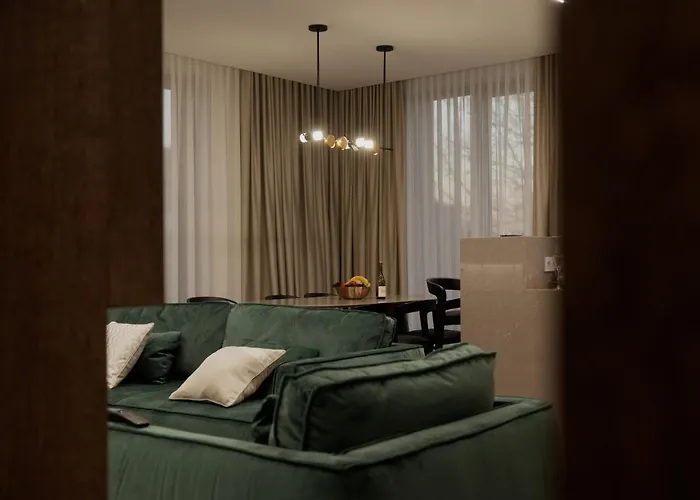 Kostjukowski Avalon *