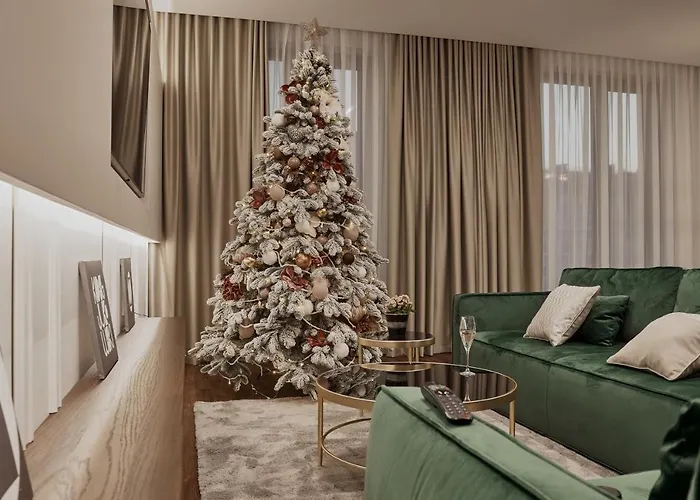 Kostjukowski Avalon * Lviv