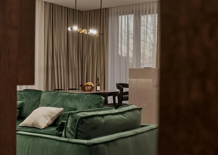 Kostjukowski Avalon *